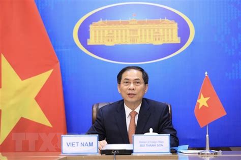 湄公河次区域国家落实《东盟跨界雾霾污染协定》第十二次部长级会议在越南举行