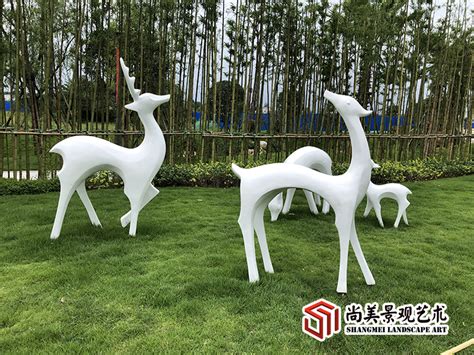 自贡盐工玻璃钢雕塑_四川自贡尚美景观艺术公司