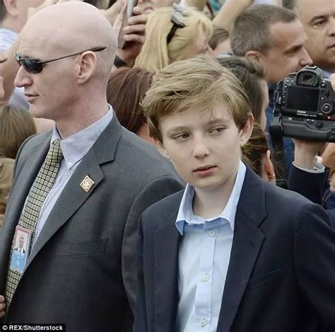 特朗普的儿子巴伦才是真正高富帅，12岁的他身高都赶上190cm父亲|巴伦|高富帅|身高_新浪新闻