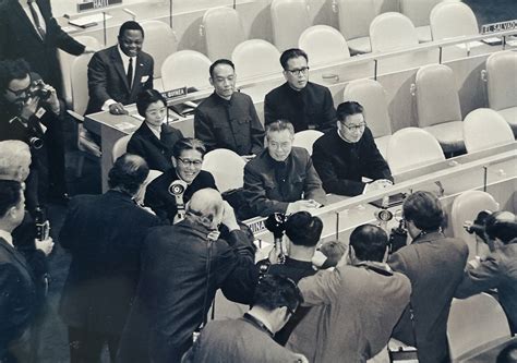 1958年周总理出访朝鲜，第一件事不是会见朝鲜领袖，而是漫天暴雪祭拜烈士_凤凰网视频_凤凰网
