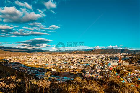 云南省迪庆藏族自治州维西傈僳族自治县 告别贫困县 奔向新生活