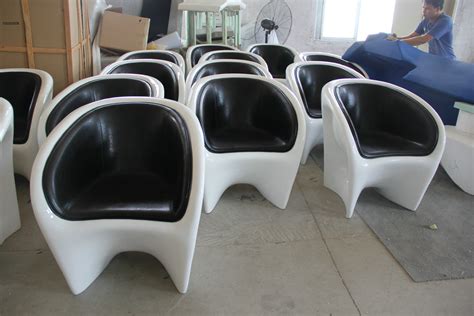 玻璃钢休闲椅合理价格 - 深圳市温顿艺术家具有限公司