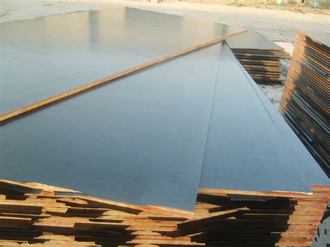 15mm 耐用防水建筑覆膜板 塑面防滑模板 新型高档建筑防滑覆膜板-阿里巴巴