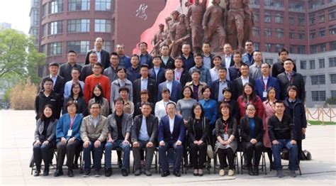 市场营销专业学生参观天津市海河乳业公司-经济管理学院