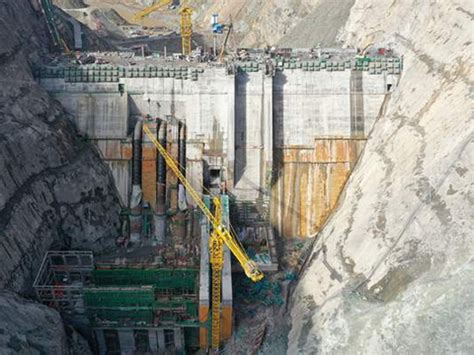 肃南：黑河黄藏寺水利枢纽工程完成大坝混凝土浇筑至2543.5米高程