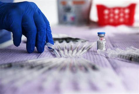 南非报告的变异新冠病毒在法国造成首例二次感染重症病例_澎湃号·媒体_澎湃新闻-The Paper