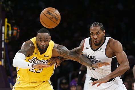 Kawhi Leonard outduels LeBron James in Spurs