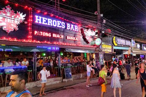 来普吉岛游玩，喜欢去夜店，「芭东酒吧街」最合适！ - 芭东酒吧街 - 默默答