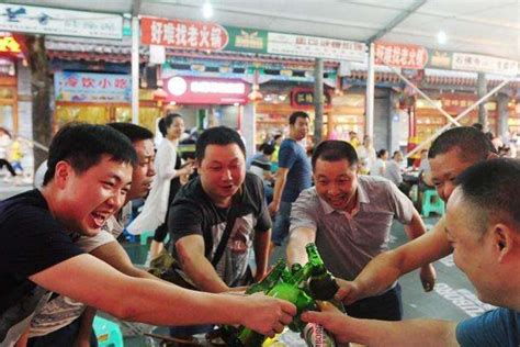郑州最有名夜市小吃街 深夜食堂，正宗的河南美食_排行榜123网