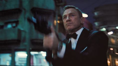 《007无暇赴死》发布主预告片，英国本土4月上映 - 科技先生