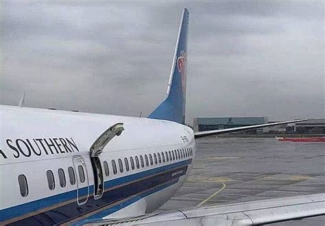 南航乘客想“透透气”开安全门，致飞机延误一小时 - 中国民用航空网
