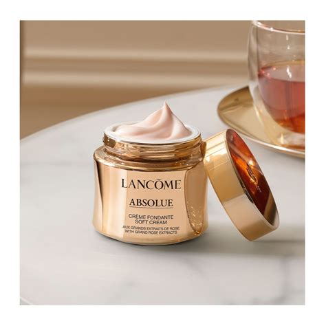 兰蔻菁纯臻颜精萃乳霜（菁纯面霜）轻盈版 Lancome Absolue Revitalizing&Brightening Soft Cream