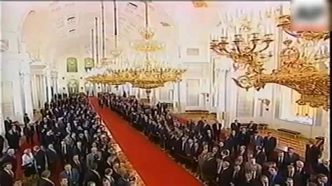 20年前普京首次当选总统就霸气凸显，前总统到场祝贺_新浪新闻