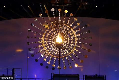 2016里约奥运会开幕式：圣火点燃仪式(组图)_新闻频道_中华网