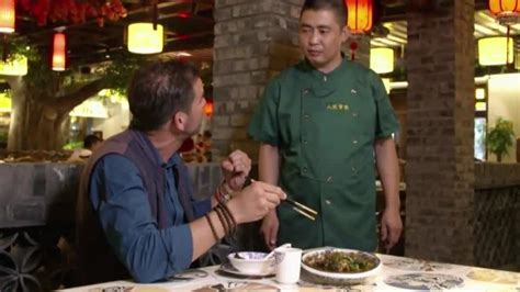 中国人应该学会吃西餐怎么拿刀叉！你不掌握这些知识早晚被嘲笑