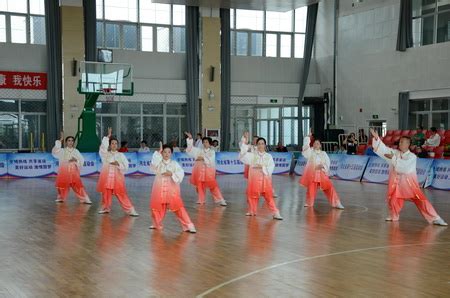 我校离退休老年太极队在河北省第十五届运动会上获佳绩