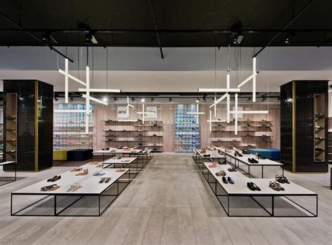 鞋店|空间|室内设计|Yu11 - 原创作品 - 站酷 (ZCOOL)