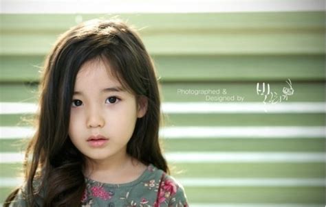 韩国最美女童星 小小年纪倾国倾城长大还了得|年纪|韩国|萝莉_新浪新闻