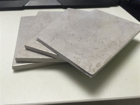 重庆硅酸钙板作为新型轻质板质轻高强可以吊顶隔墙-广汉石马建材厂家直销