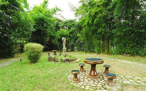 竹林中的中国花园高清图片下载-正版图片320301281-摄图网