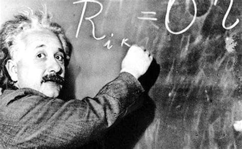 爱因斯坦一生发明了多少东西 爱因斯坦的成就有多大_小狼观天下