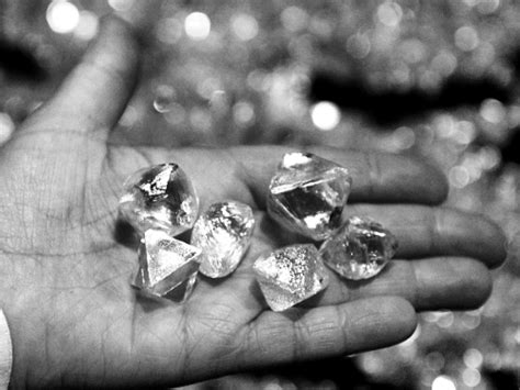 俄阿尔罗萨公司宣布开采到俄境内十年来最大的宝石级金刚石 - 2023年9月10日, 俄罗斯卫星通讯社