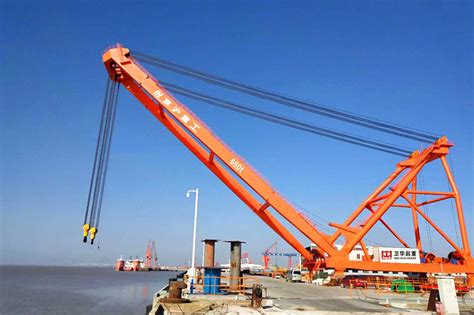 折臂伸缩吊 - 船用起重机-产品中心 - 河南海泰重工有限公司