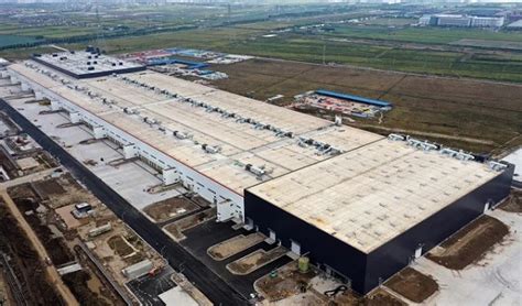特斯拉上海超级工厂为什么有80多个门？里面都有什么黑科技？-手机新浪汽车