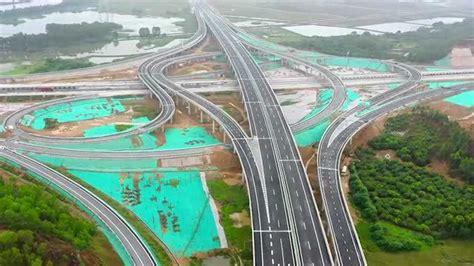 广东汕尾S241省道路面改造工程,地点位于中心城区,全长8.5公里