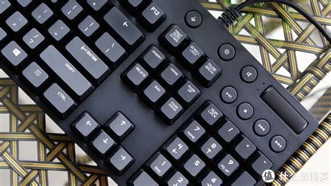 精简布局，缤纷色彩—IQUNIX F96系列机械键盘体验_好文_当贝优选