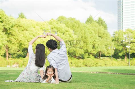 幸福的一家人图片素材_免费下载_svg图片格式_高清图片400014139_摄图网