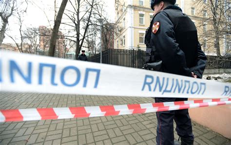 圣彼得堡郊外劫持6名儿童作为人质的男子投降 - 2020年11月24日, 俄罗斯卫星通讯社
