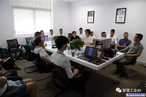 闵行民建领导赴沃杰软件参观交流_上海沃杰软件-生产质量追溯管理系统和方案,仓库管理系统供应商