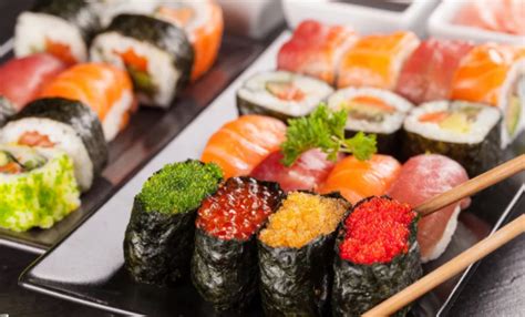 开一家寿司加盟店一个月能挣多少钱？轻松月入5万＋