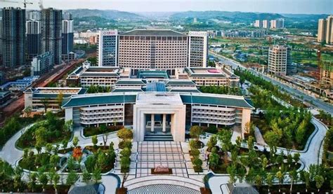 重庆大足区人民医院招聘30名护士-医护学院