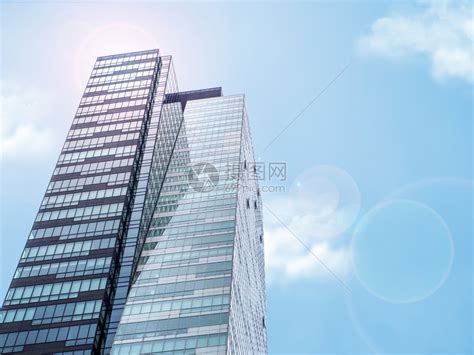 仰望着高楼建筑的玻璃墙外壁高楼大的城市现代的奏鸣曲高清图片下载-正版图片308042465-摄图网