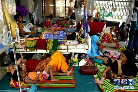 孟加拉国登革热疫情蔓延 医生为儿童采血检测-搜狐大视野-搜狐新闻