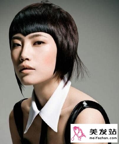 好看的M字刘海发型 洋气时尚打造精致小脸_刘海发型 - 美发站