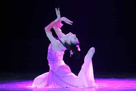 中国有哪些优秀的古典舞剧？ - 知乎