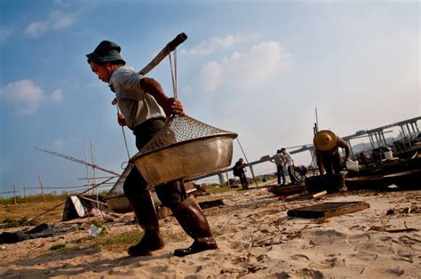 【劳动者----大塘北江大堤的渔民摄影图片】大塘纪实摄影_太平洋电脑网摄影部落