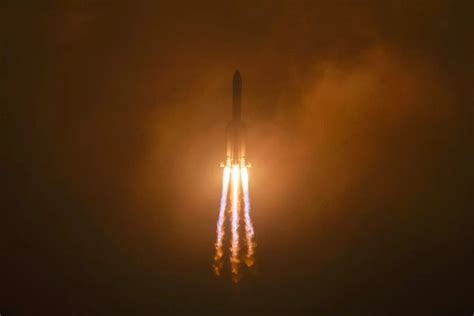 俄罗斯“联盟-2.1a”火箭携载最快飞船从拜科努尔航天发射场升空 - 2020年10月14日, 俄罗斯卫星通讯社