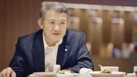 四川天味食品集团股份有限公司 董事长、总经理 邓文 先生