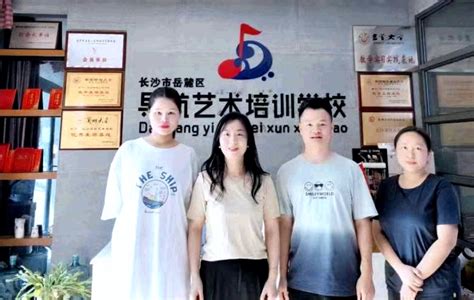 廖佳自驾624天完成环球旅行 第一个环球自驾游的中国女人【汽车资讯_好车网】