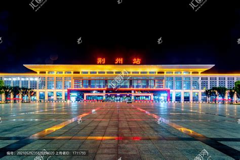 中国湖北荆州火车站站前广场夜景,都市风光,建筑摄影,摄影,汇图网www.huitu.com