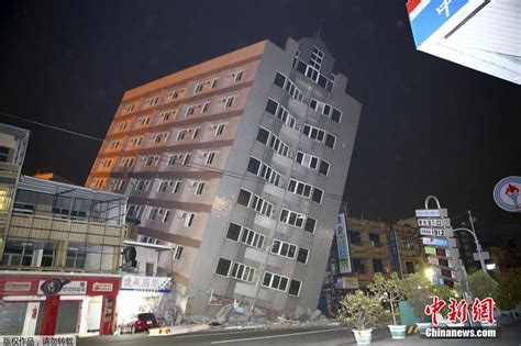 凤凰记者连线：台湾花莲地震已致1死146伤，全台两万户家庭停电_凤凰网视频_凤凰网