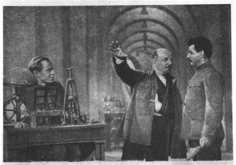 斯大林与希特勒形象在电影中的变迁__凤凰网