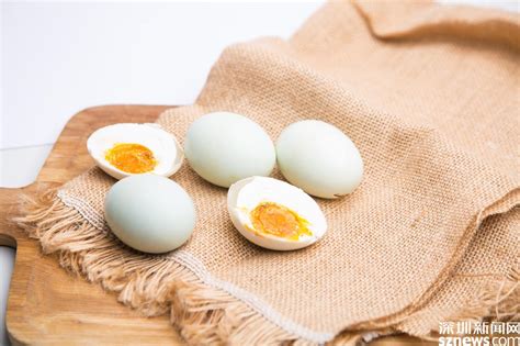 鸭蛋的功效与作用，鹅蛋与鸭蛋鸡蛋的功效有区别_食养源