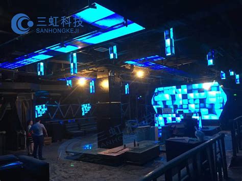 四川巴中Miu Miu酒吧P4vj创意酒吧led显示屏-深圳市三虹科技有限公司