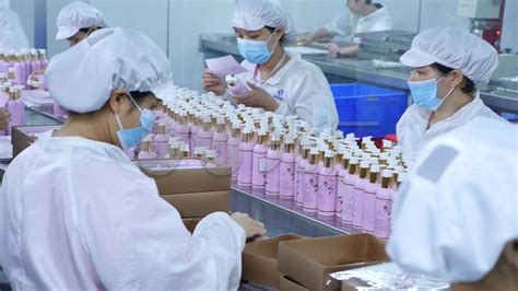 国内化妆品代工厂排名（中国十大化妆品代加工厂） – 碳资讯