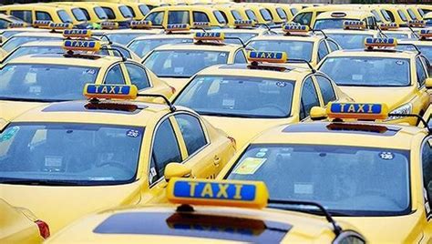 南京数百辆出租车罢运 的哥称份子钱像大山压顶_手机新浪网